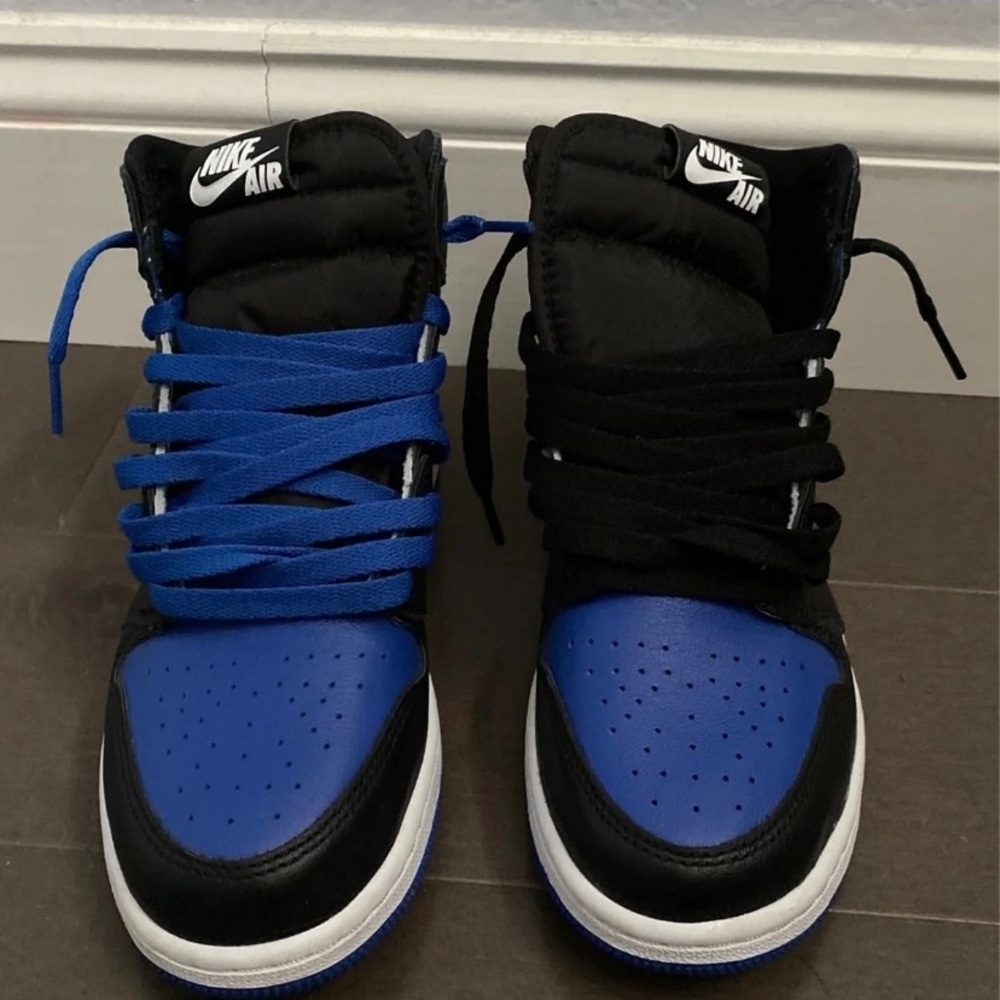 Air Jordan 1- High top Royal Blue Toe